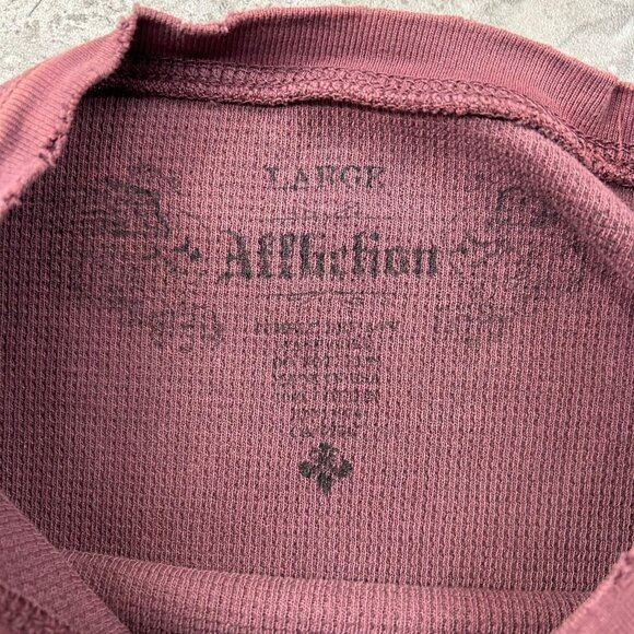 Affliction Graphic Tee Mens Large Thermal Shirt Long Sleeve Waffle Knights Cross - Picture 5 of 8
